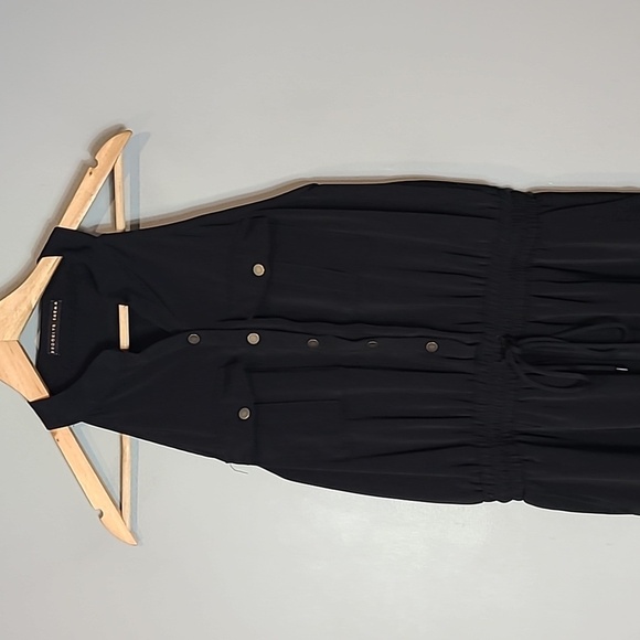 Black Sleeveless Jumpsuit - Picture 2 of 9